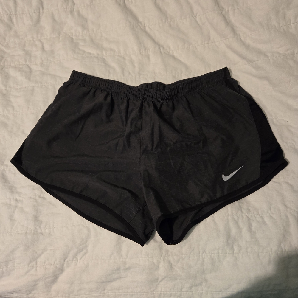 Nike Black Athletic Shorts Performance Design - Like NEW